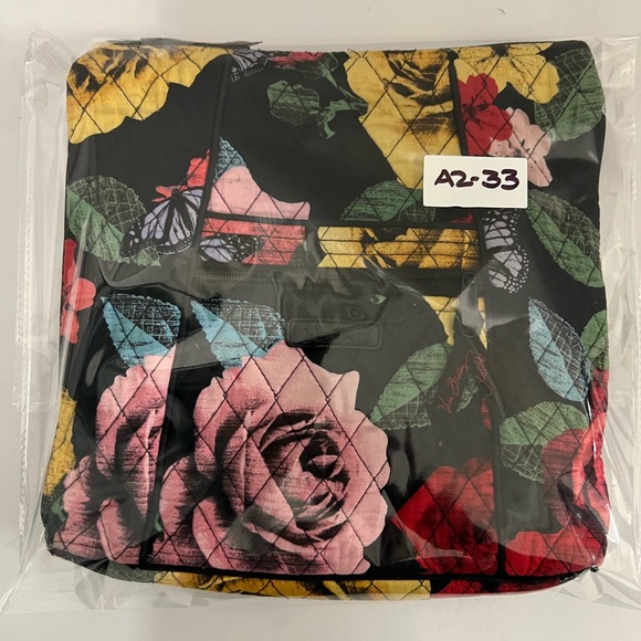 Vera Bradley - Havana Rose - Triple Zipper - Cross-body Purse - Adjustable Strap - Picture 11 of 11